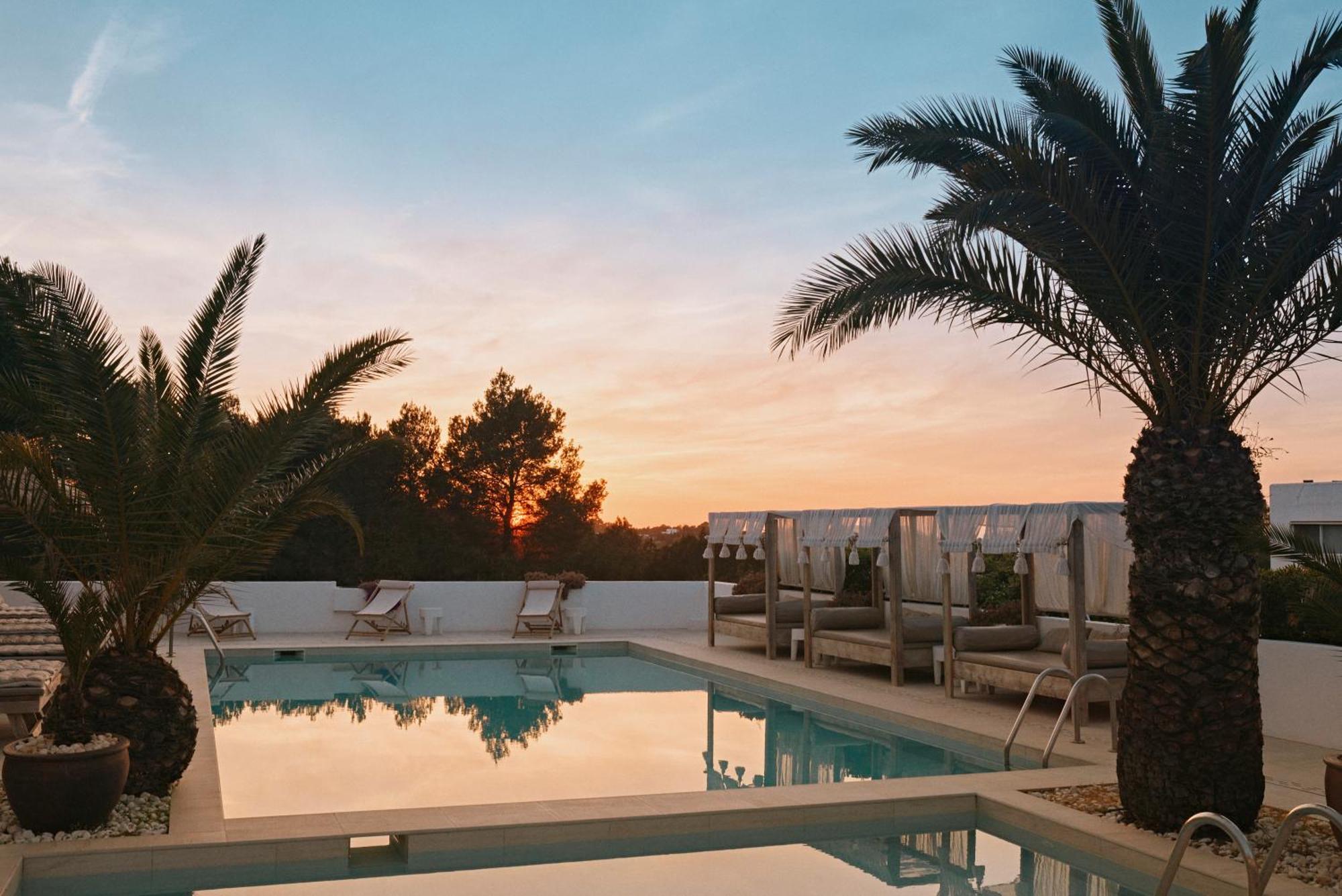Sunset Oasis Ibiza Adults Only - New Rooms 2025 Sant Antoni de Portmany Екстериор снимка