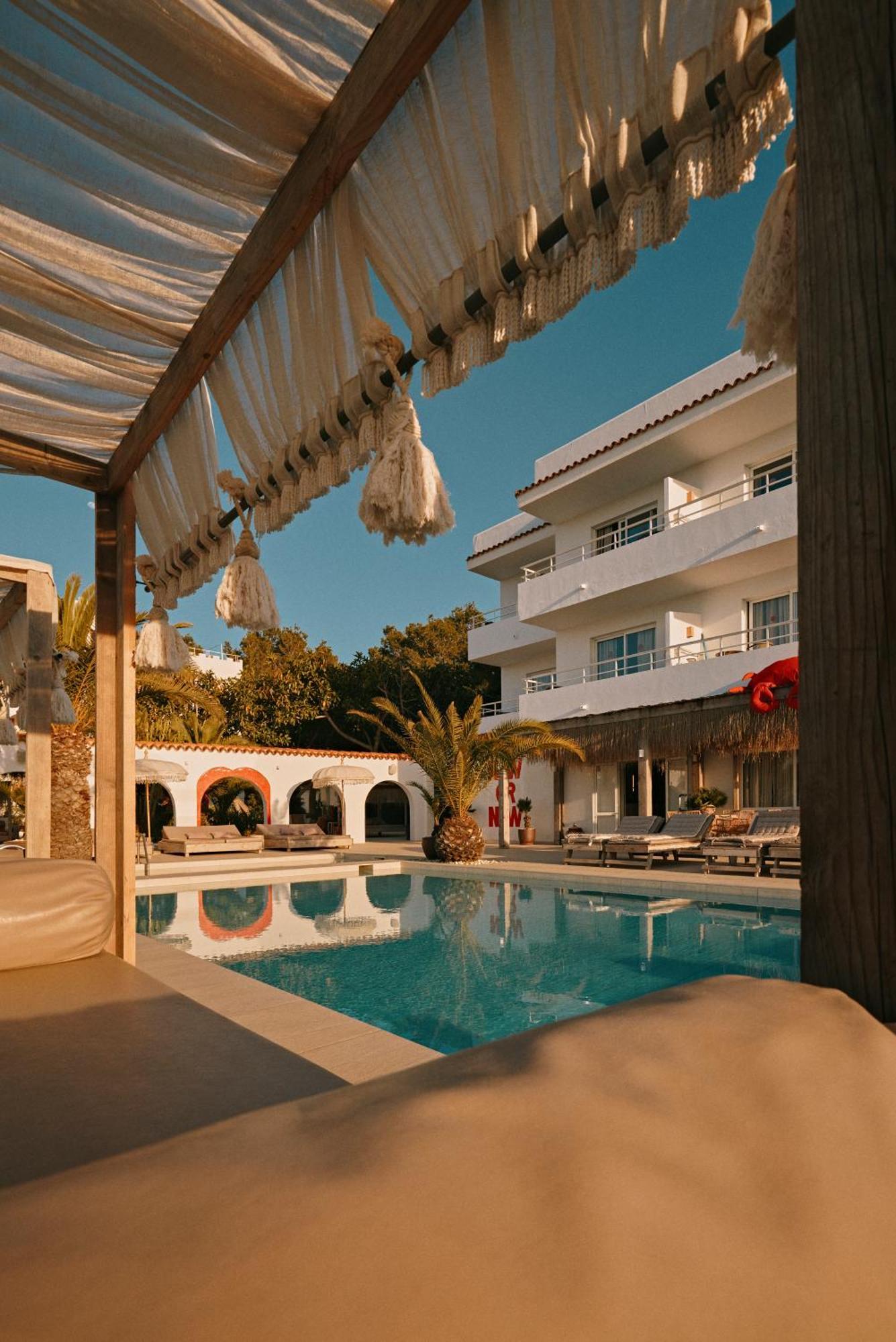 Sunset Oasis Ibiza Adults Only - New Rooms 2025 Sant Antoni de Portmany Екстериор снимка